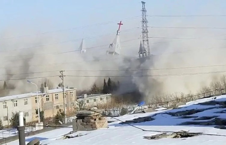 2018年1月9日，临汾金灯台教会的金灯堂被当局炸毁。图片来源：对华援助协会